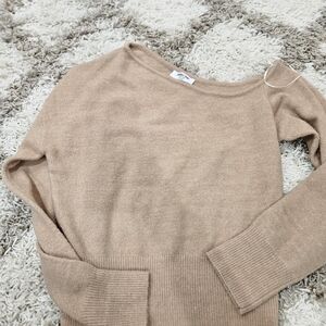 Double Zero Off-The-Shoulder Lightweight Camel Sweater